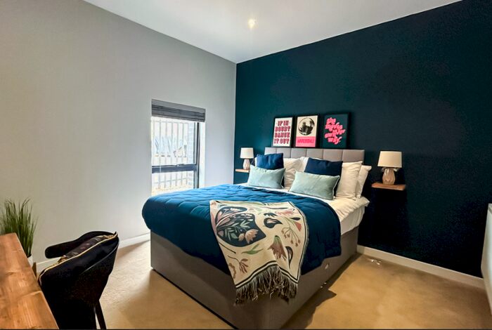 5 Bedroom House To Rent In West Street, Bristol, BS2