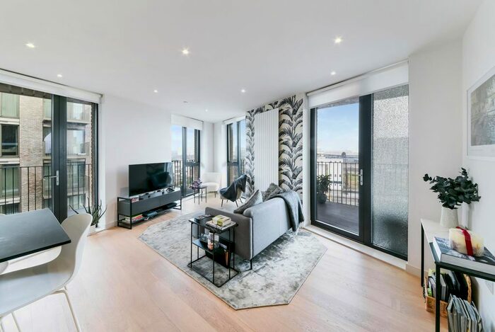 2 Bedroom Flat To Rent In Mercier Court, Royal Wharf, London, E16