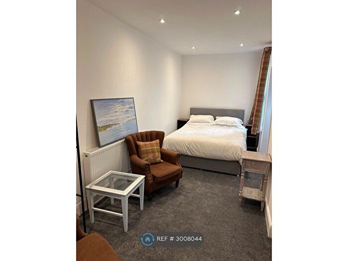 1 Bedroom Flat To Rent In West End Road, Morecambe, LA4