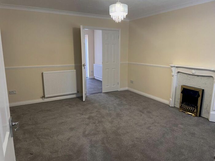 3 Bedroom Property To Rent In Yeats Close, Thorpe Astley, Braunstone, Leicester, LE3
