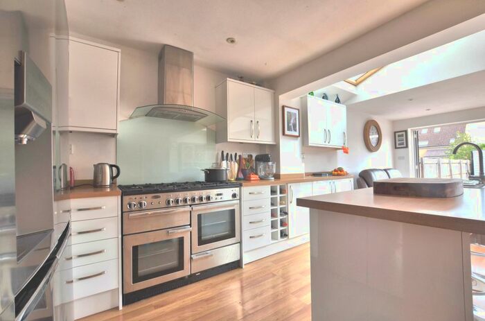 4 Bedroom Terraced House To Rent In Mowbray Road, Cambridge, CB1