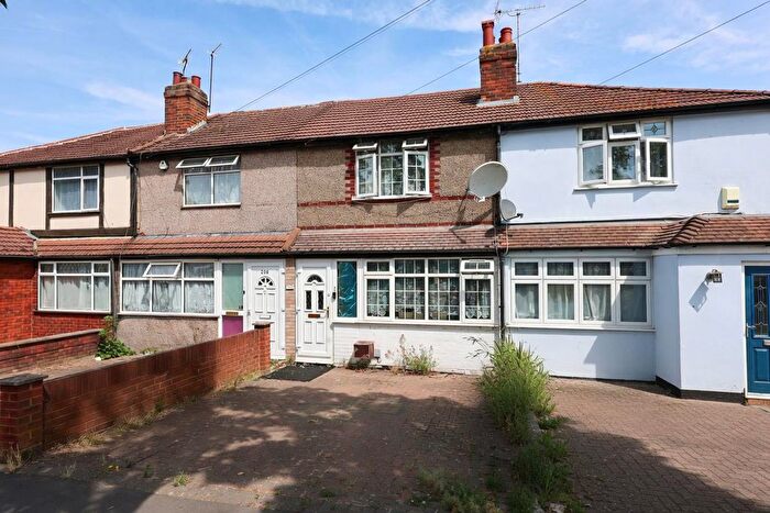 2 Bedroom Terraced House For Sale In Balmoral Drive, Hayes, UB4