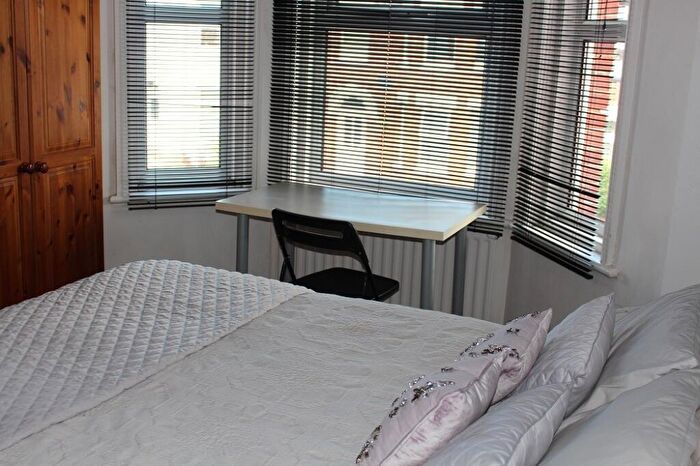 6 Bedroom House To Rent In Bedroom Detached House In Charminster, BH8