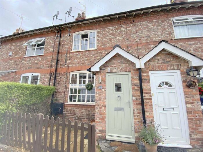 2 Bedroom Property To Rent In Park Road, Wilmslow, Cheshire, SK9