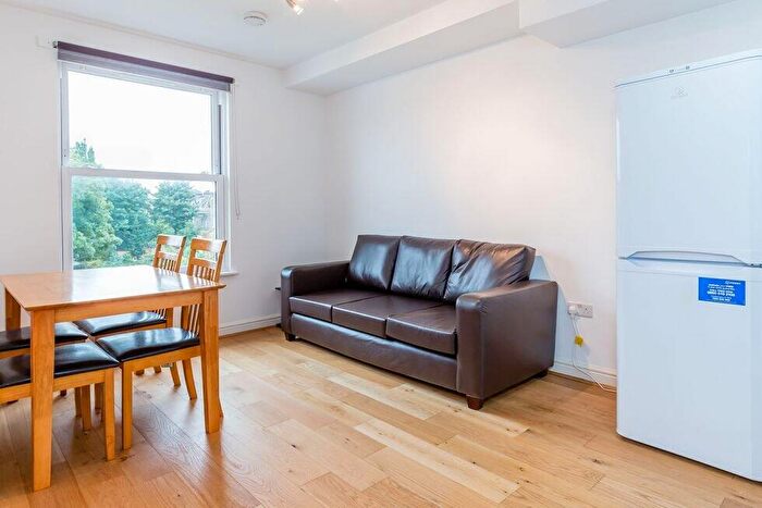 2 Bedroom Flat To Rent In Hillmarton Road, Caledonian Road, N7