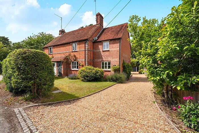 4 Bedroom Semi-Detached House For Sale In Chapel Lane, Hermitage, Thatcham, RG18