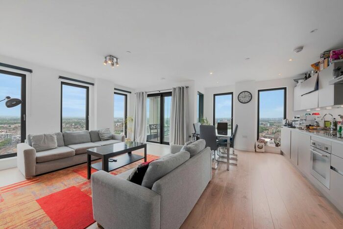 3 Bedroom Flat To Rent In Legacy Tower, Great Eastern Road, Stratford, E15