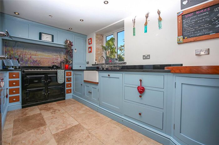 4 Bedroom Detached House To Rent In Birdlip, Gloucester, Gloucestershire, GL4