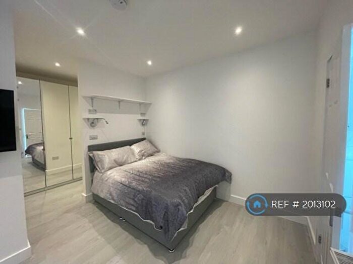 Studio To Rent In Marlborough Hill, Harrow, HA1