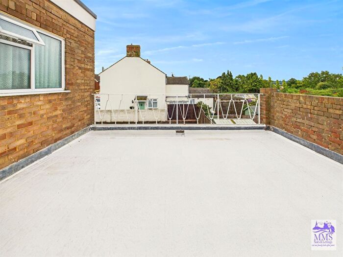 4 Bedroom Detached House For Sale In Church Street, Cliffe, Rochester, ME3