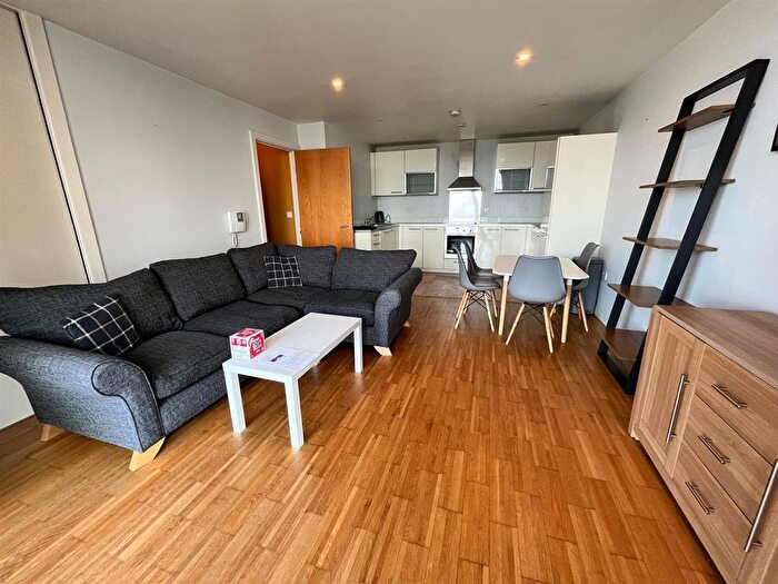 2 Bedroom Flat To Rent In St Georges Island, Block, Kelso Place, M15