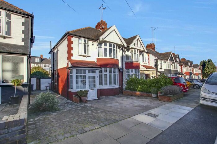 3 Bedroom Semi-Detached House To Rent In Thurlestone Avenue, London, N12