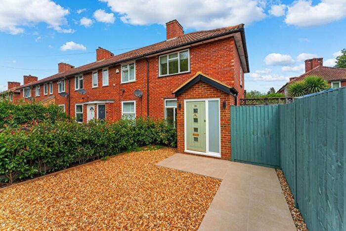 2 Bedroom End Of Terrace House To Rent In Olveston Walk, Carshalton, SM5