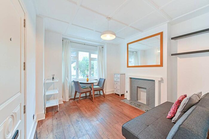 1 Bedroom Flat To Rent In Trundleys Road, Deptford, London, SE8