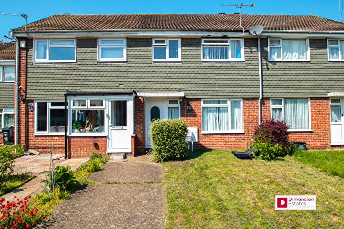 3 Bedroom Terraced House To Rent In Pintail Road, Woodford Green, Essex, IG8