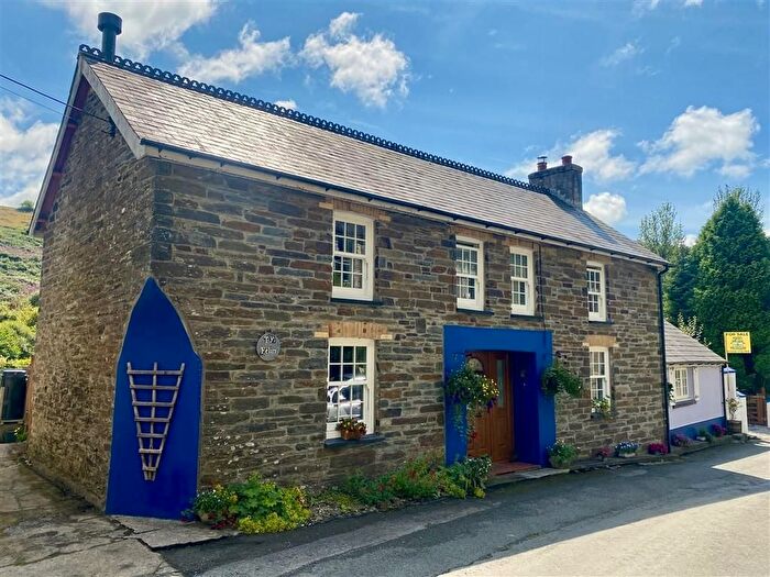 3 Bedroom Detached House For Sale In Drefelin, Drefach Felindre, Carmarthenshire, SA44