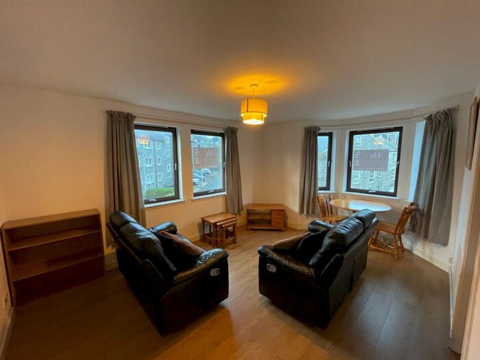 2 Bedroom Flat To Rent In Cherrybank Gardens, City Centre, Aberdeen, AB11