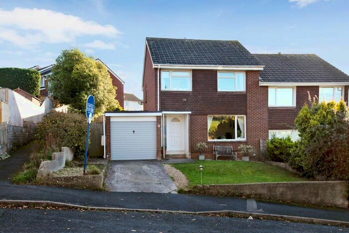 3 Bedroom Semi-Detached House To Rent In Raleigh Road, Teignmouth, Devon, TQ14