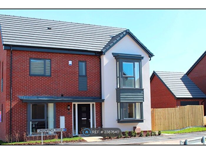 3 Bedroom Semi-Detached House To Rent In Greenfinch Rd, Coventry, CV4