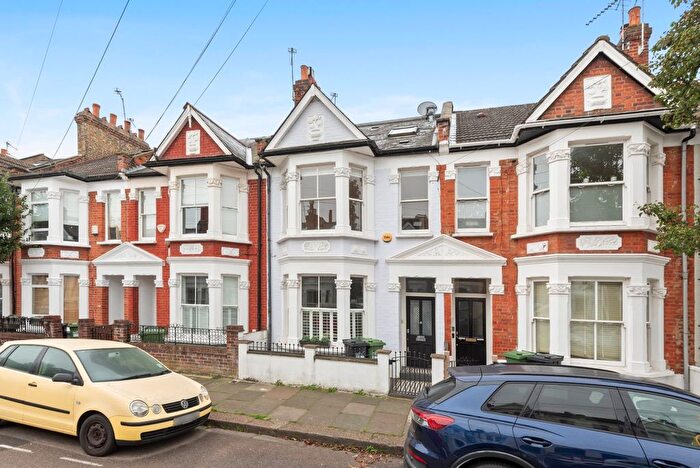 4 Bedroom Terraced House For Sale In Rowallan Road, Munster Village, SW6