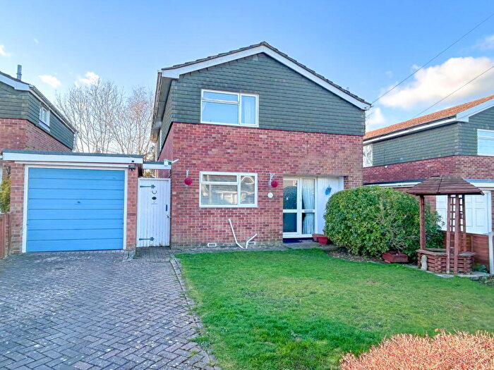 3 Bedroom Detached House For Sale In Shepherds Close, Bartley, Southampton, SO40