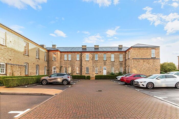 1 Bedroom Property For Sale In Horton Crescent, Epsom, KT19