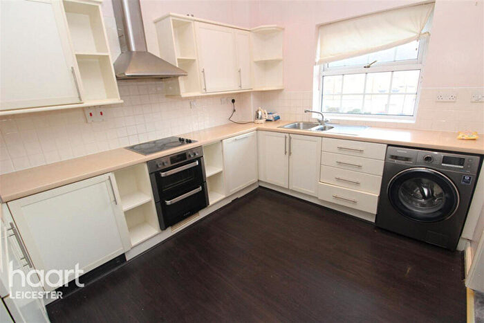 2 Bedroom Apartment To Rent In Stelle Way, Leicester, LE3