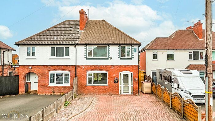 3 Bedroom Semi Detached House For Sale In Stanley Avenue, Sutton Coldfield, West Midlands, B75