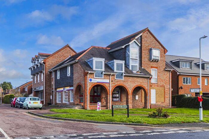 3 Bedroom Flat To Rent In Wallace Drive, Eaton Bray, Dunstable, LU6