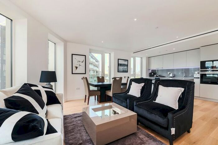 2 Bedroom Flat To Rent In Admiralty House, Vaughan Way, E1W