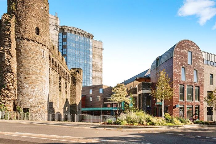 2 Bedroom Flat To Rent In Castle Quarter, Swansea, SA1