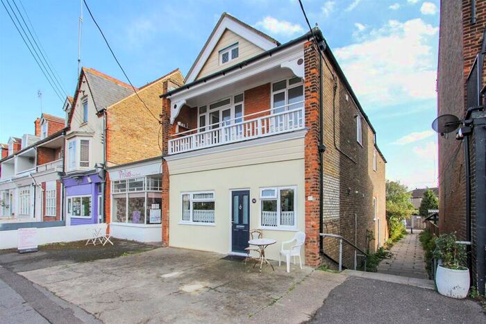 1 Bedroom Apartment To Rent In Tower Parade, Whitstable, CT5