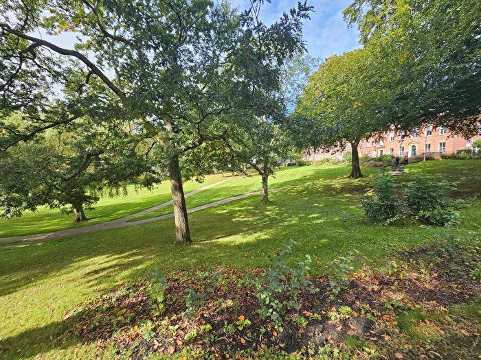 1 Bedroom Apartment To Rent In Charles House, Winckley Square, PR1