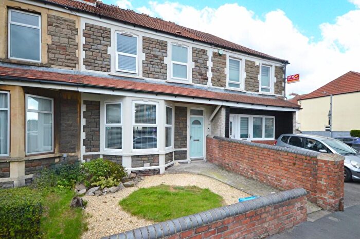 3 Bedroom House To Rent In Wick Road, Bristol, BS4