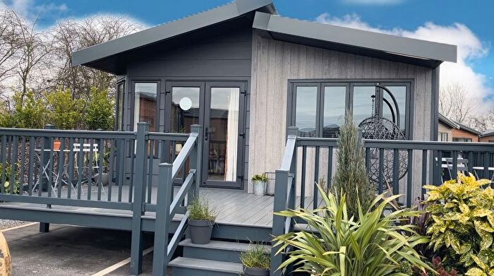 2 Bedroom Lodge For Sale In Sheriff Hutton Road, Strensall, York, YO32