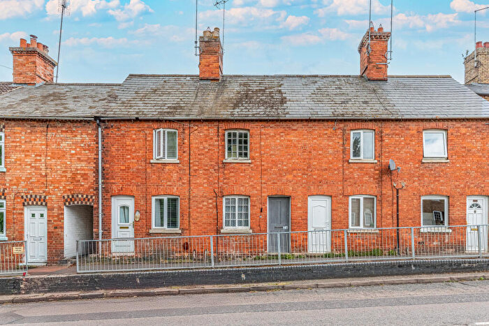 1 Bedroom Terraced House For Sale In Huntingdon Road, Thrapston, North Northamptonshire, NN14