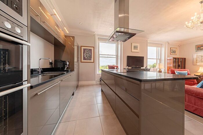 2 Bedroom Flat For Sale In Leicester Road, Oadby, Leicester, LE2