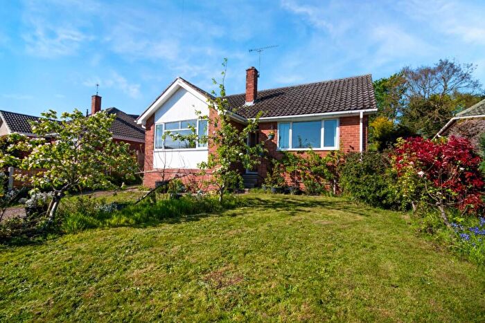 2 Bedroom Detached Bungalow For Sale In Sycamore Crescent, Bawtry, Doncaster, DN10
