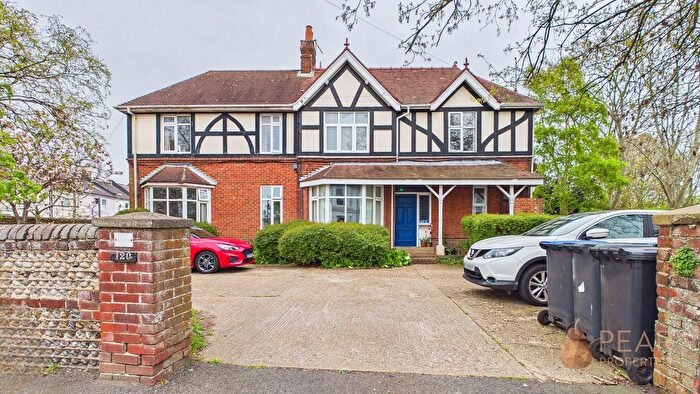 1 Bedroom Flat For Sale In Park Road, Worthing, BN11