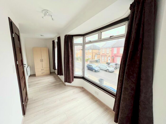 Studio To Rent In Pembroke Road, London, HA9