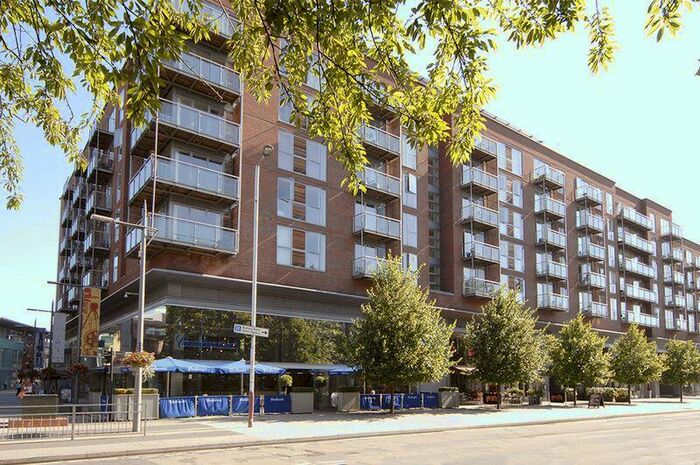 1 Bedroom Apartment To Rent In The Heart, Walton-on-Thames, KT12