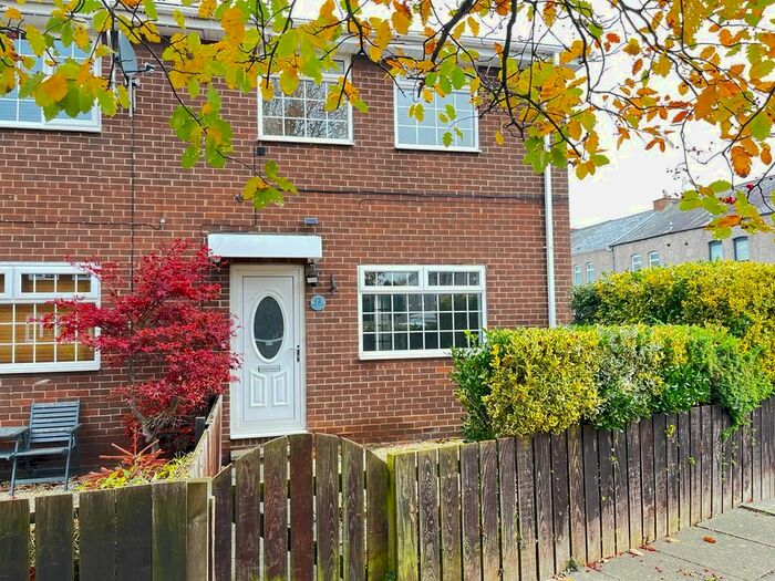 3 Bedroom End Of Terrace House To Rent In Avon Court, New Hartley, Tyne &amp; Wear, NE25