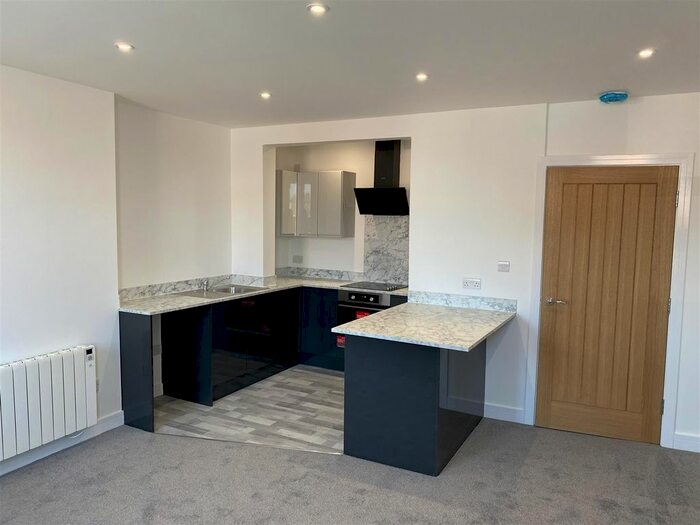 2 Bedroom Flat To Rent In Boothferry Road, Goole, DN14