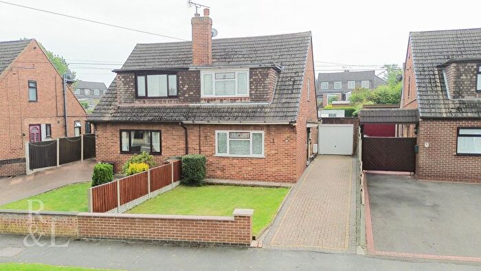 3 Bedroom Property For Sale In Winchester Drive, Midway, Swadlincote, DE11