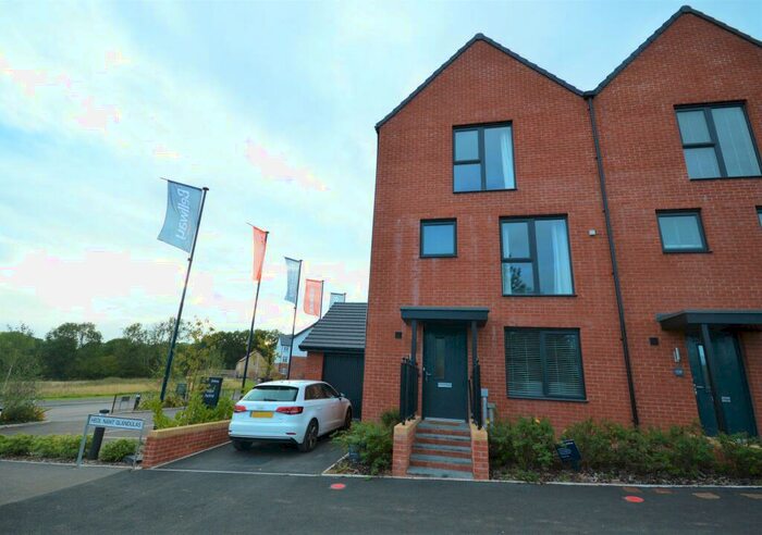 4 Bedroom Town House To Rent In Heol Nant Glandulas, Lisvane, Cardiff, CF14