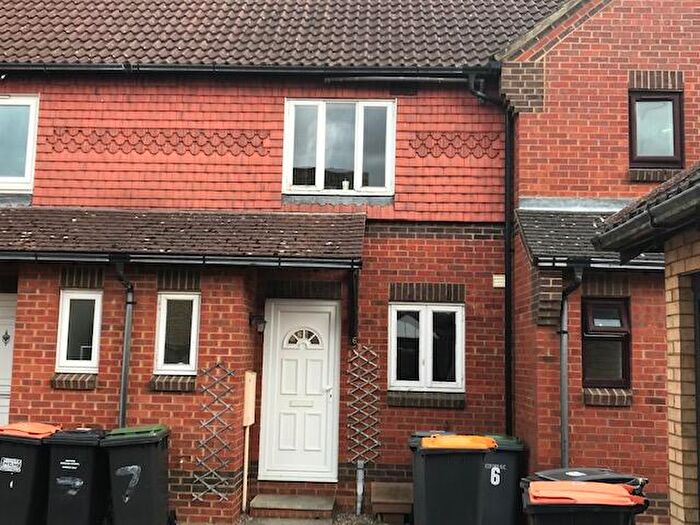 2 Bedroom Terraced House To Rent In Torre Abbey, Bedford, MK41