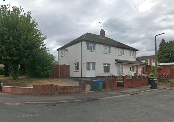 3 Bedroom Semi Detached House To Rent In Hampshire Road, West Bromwich, B71