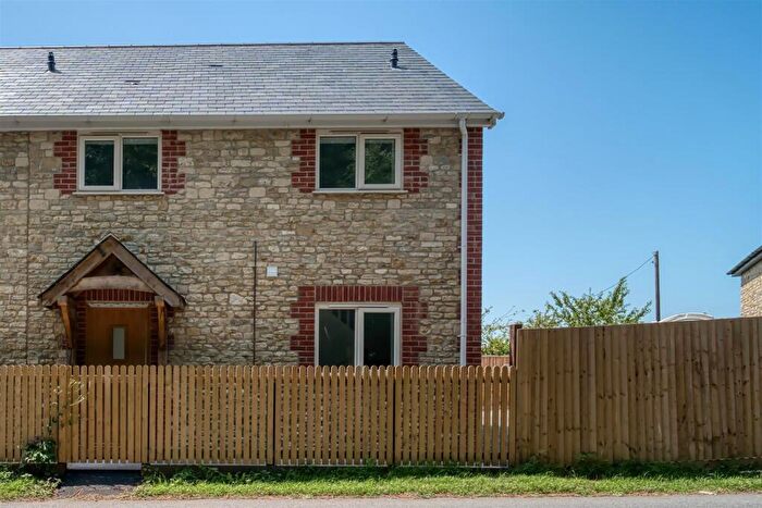 2 Bedroom Semi-Detached House For Sale In Back Lane, Milton On Stour, Gillingham, SP8
