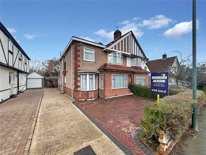 5 Bedroom Semi Detached House For Sale In Faraday Avenue, Sidcup, DA14