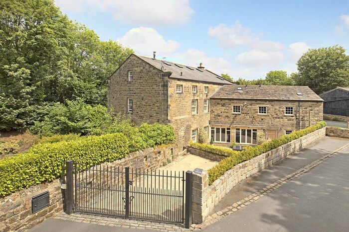 5 Bedroom Semi-Detached House For Sale In The Wheelhouse, Corn Mill Lane, Burley In Wharfedale, LS29